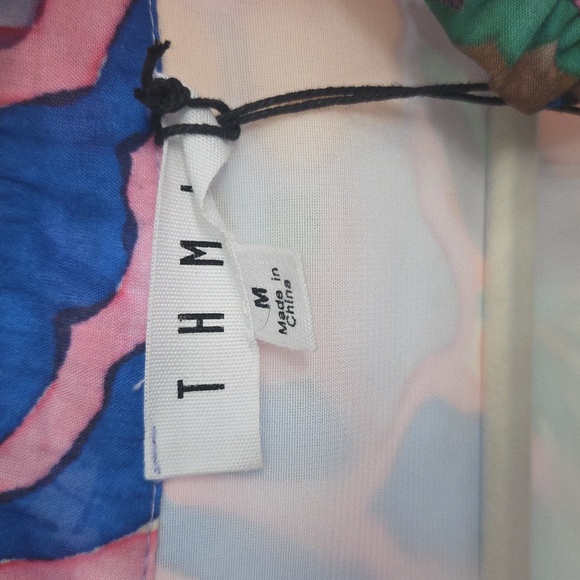 THML Beautiful, Floral, Tiered Dress. Lined. Excellent Condition!🌺🏵🌸🌼Medium - Picture 5 of 15